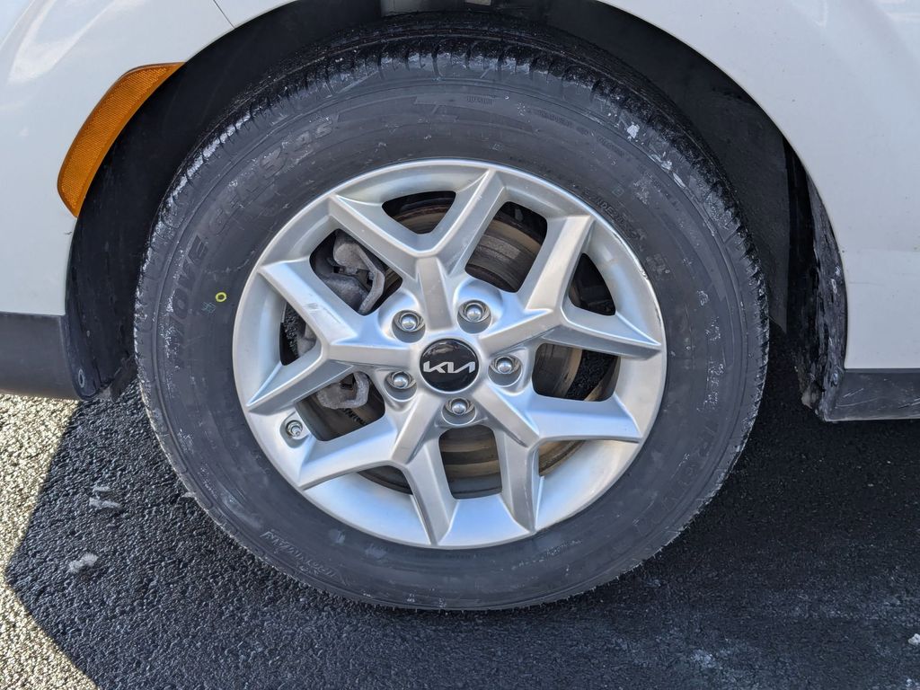 Thumbnail: 2024 Kia Soul - 11