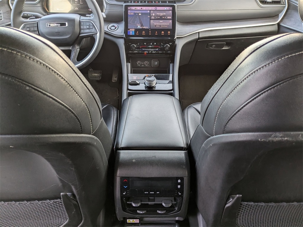 Thumbnail: 2024 Jeep Grand Cherokee L - 31