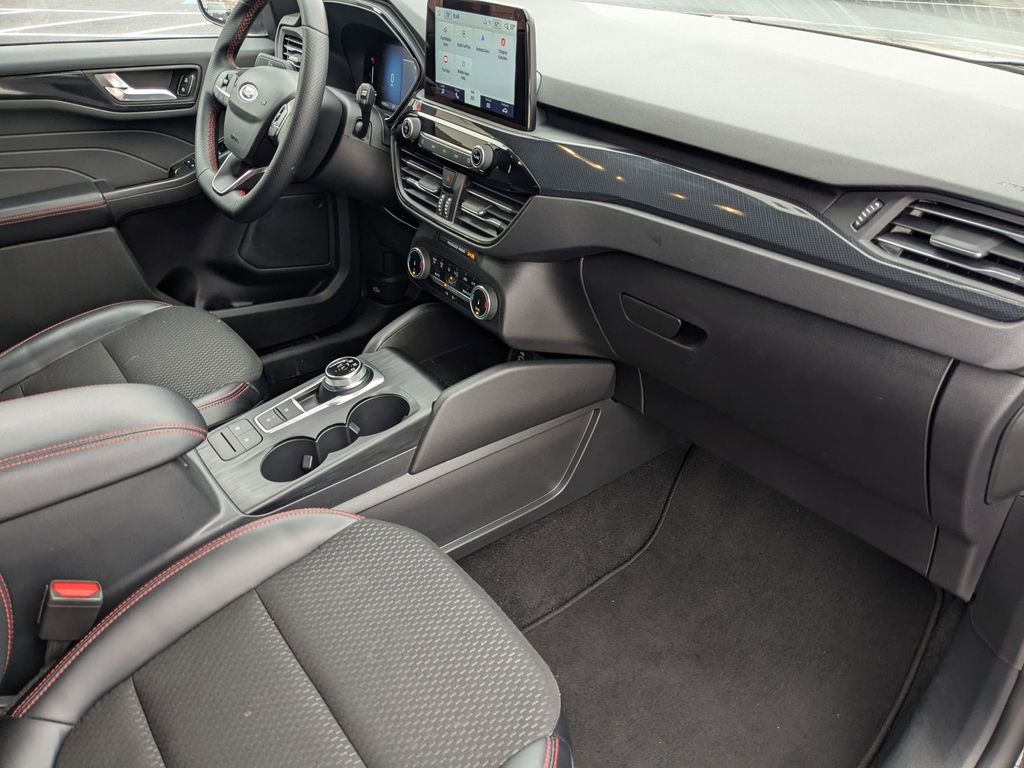 Thumbnail: 2025 Ford Escape - 35