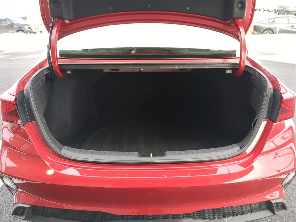 Thumbnail: 2024 Kia Forte - 26