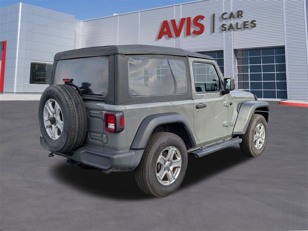 Thumbnail: 2021 Jeep Wrangler - 5