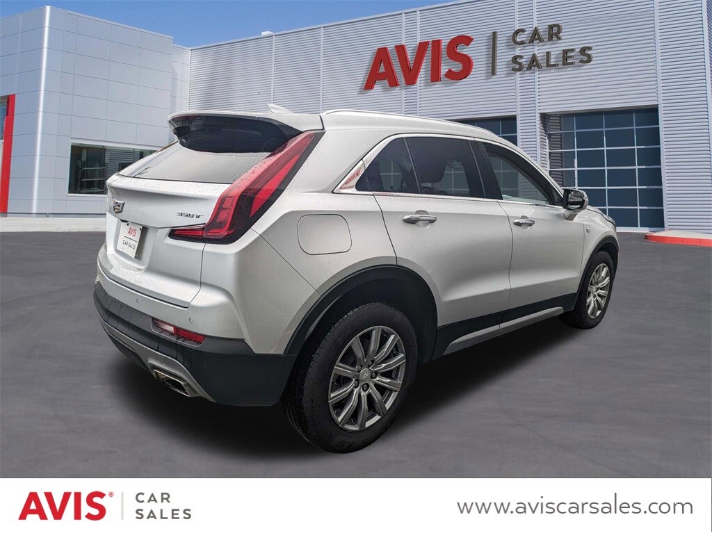 2022 Cadillac XT4 Premium Luxury 5