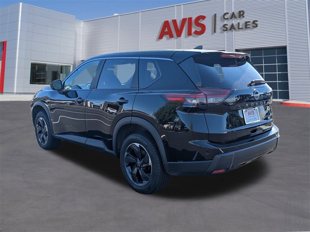 2024 Nissan Rogue SV photo 3