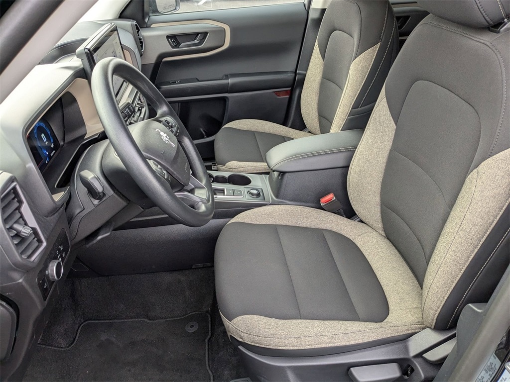 Thumbnail: 2025 Ford Bronco Sport - 17