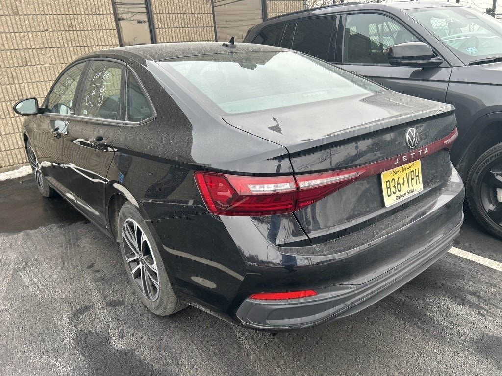 Certified 2025 Volkswagen Jetta 1.5T Sport Sedan