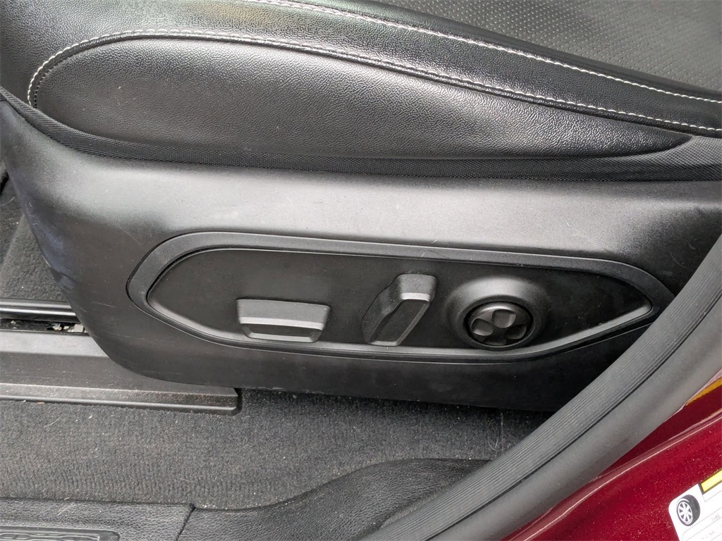 Thumbnail: 2024 Jeep Grand Cherokee - 16