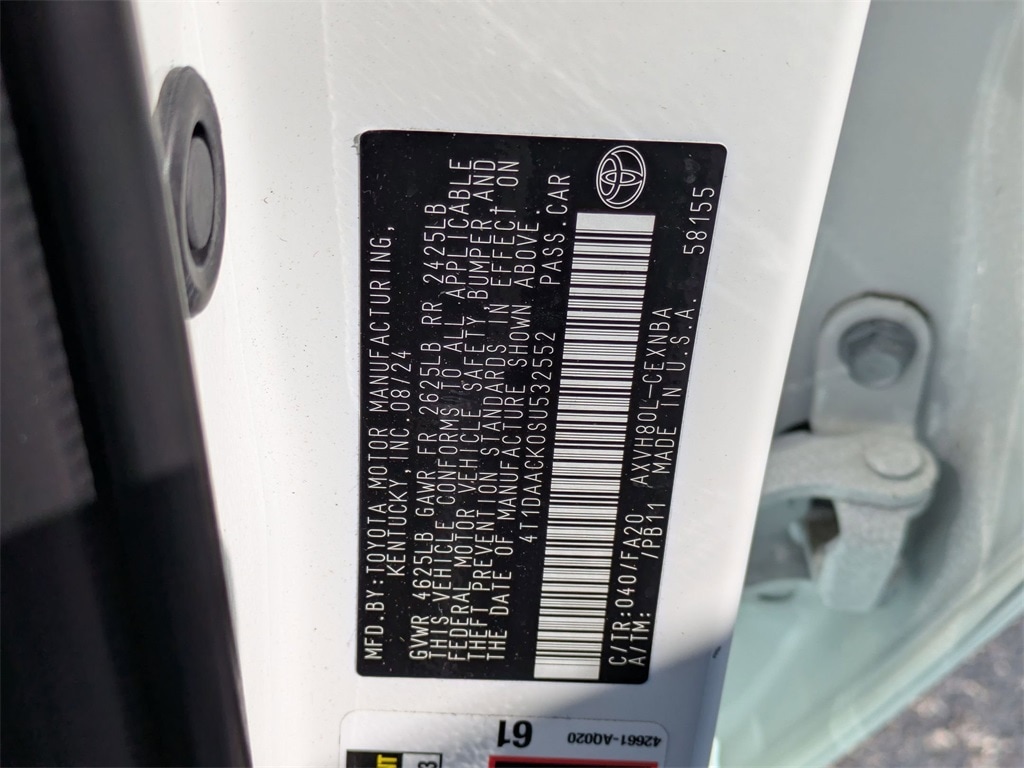 Thumbnail: 2025 Toyota Camry - 36