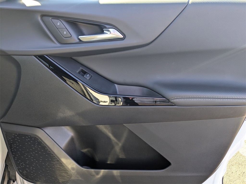 Thumbnail: 2025 Chevrolet Equinox - 36