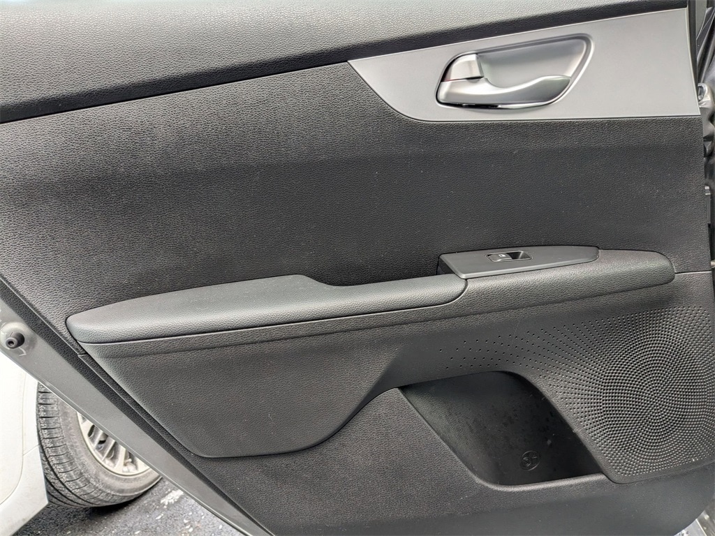 Thumbnail: 2024 Kia Forte - 26