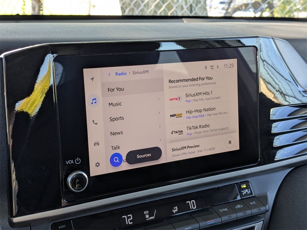 Thumbnail: 2025 Toyota Camry - 22