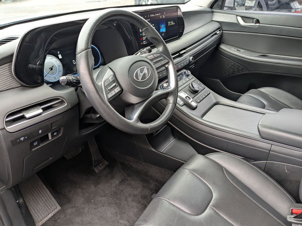 Thumbnail: 2025 Hyundai Palisade - 15