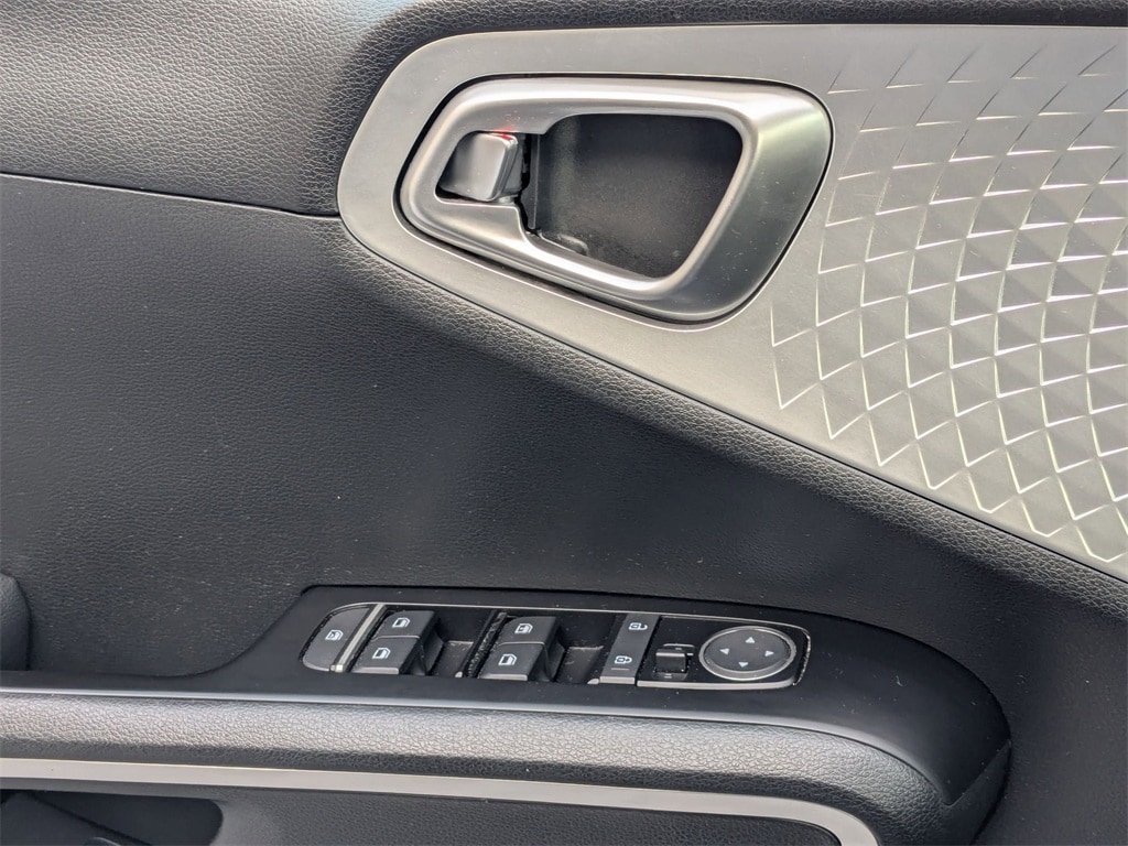 Thumbnail: 2024 Kia Soul - 13