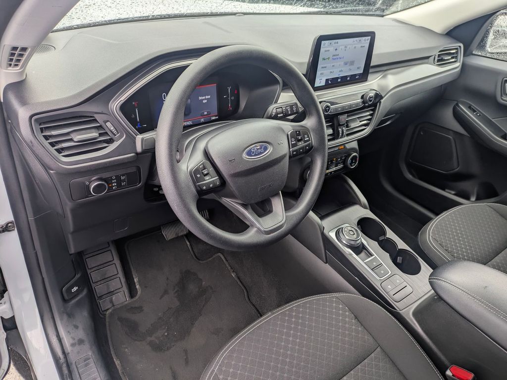 Thumbnail: 2025 Ford Escape - 18
