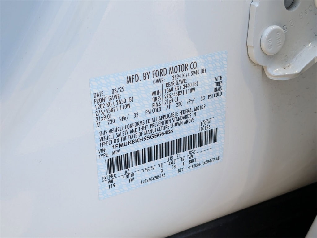 Thumbnail: 2025 Ford Explorer - 41