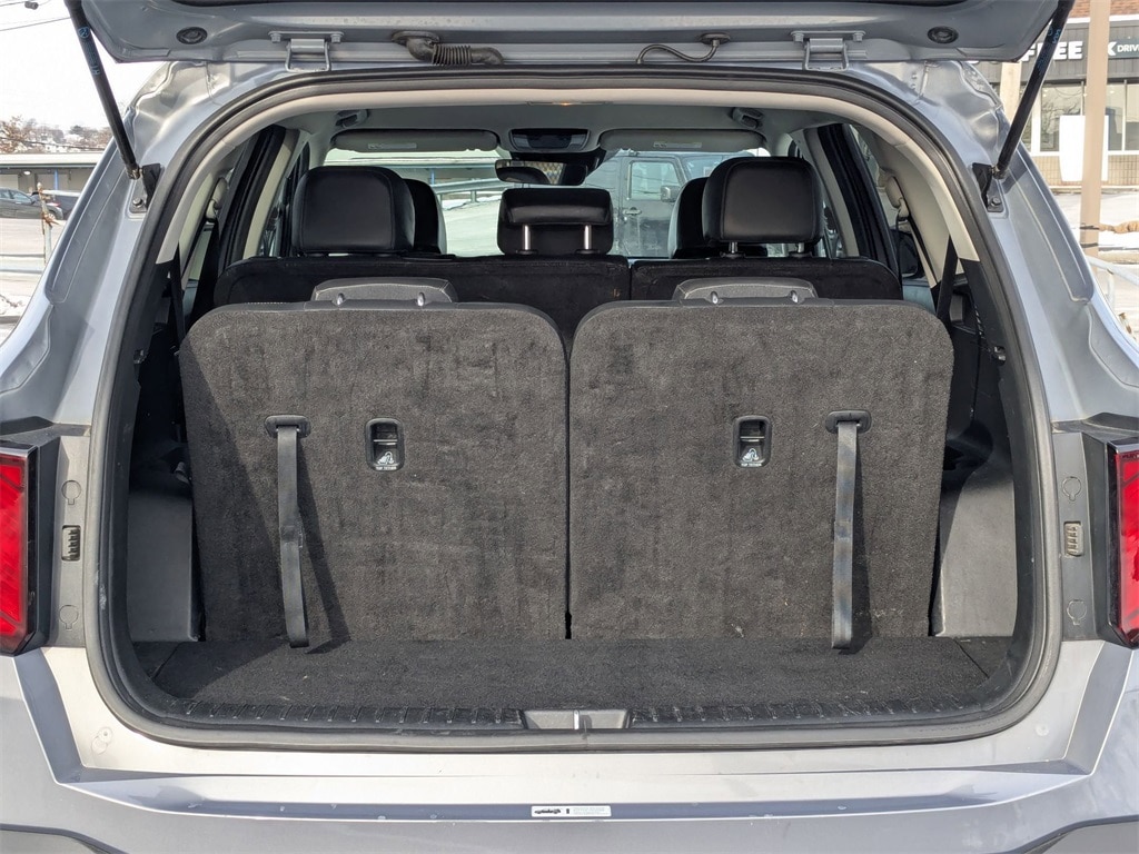 Thumbnail: 2024 Kia Sorento - 36