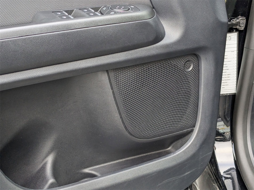 Thumbnail: 2025 Ford Bronco Sport - 15