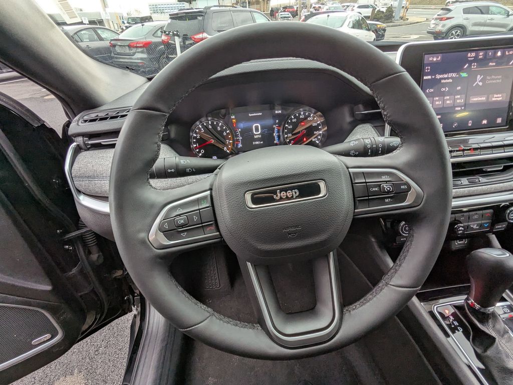 Thumbnail: 2025 Jeep Compass - 17