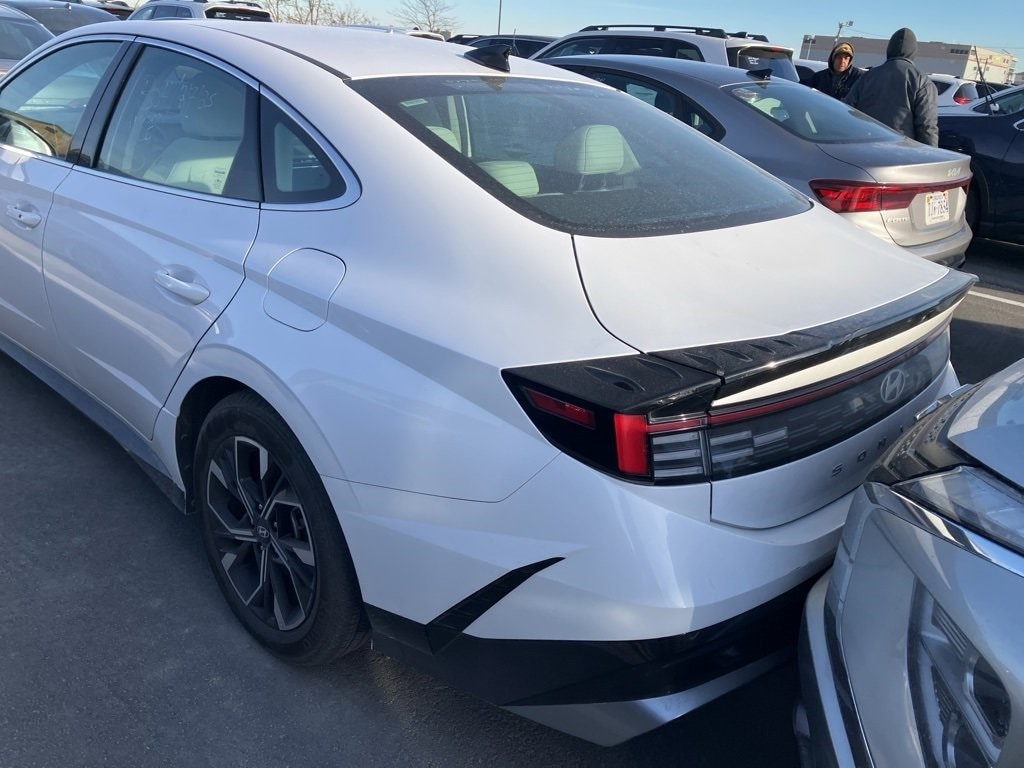 Certified 2025 Hyundai Sonata SEL Sedan