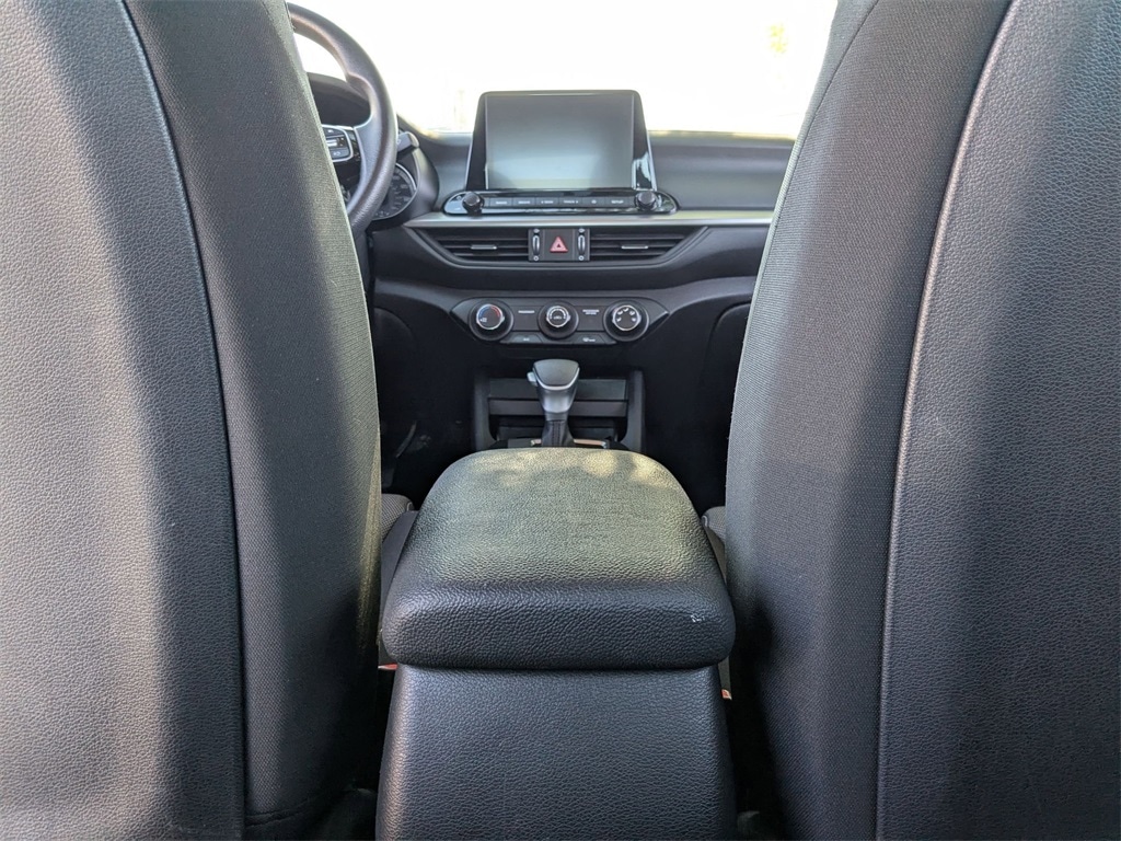 Thumbnail: 2024 Kia Forte - 26