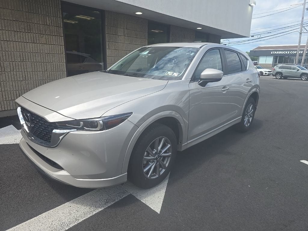 2025 Mazda CX-5 S Preferred package Auto AWD's photo