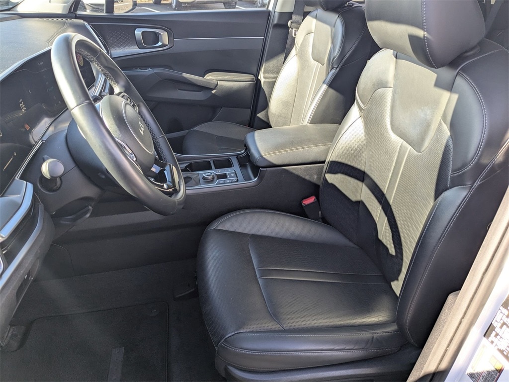 Thumbnail: 2024 Kia Sorento - 18