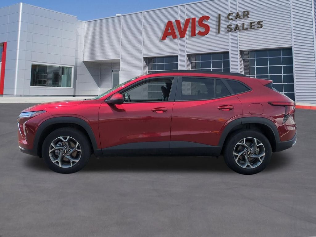 Thumbnail: 2025 Chevrolet Trax - 11