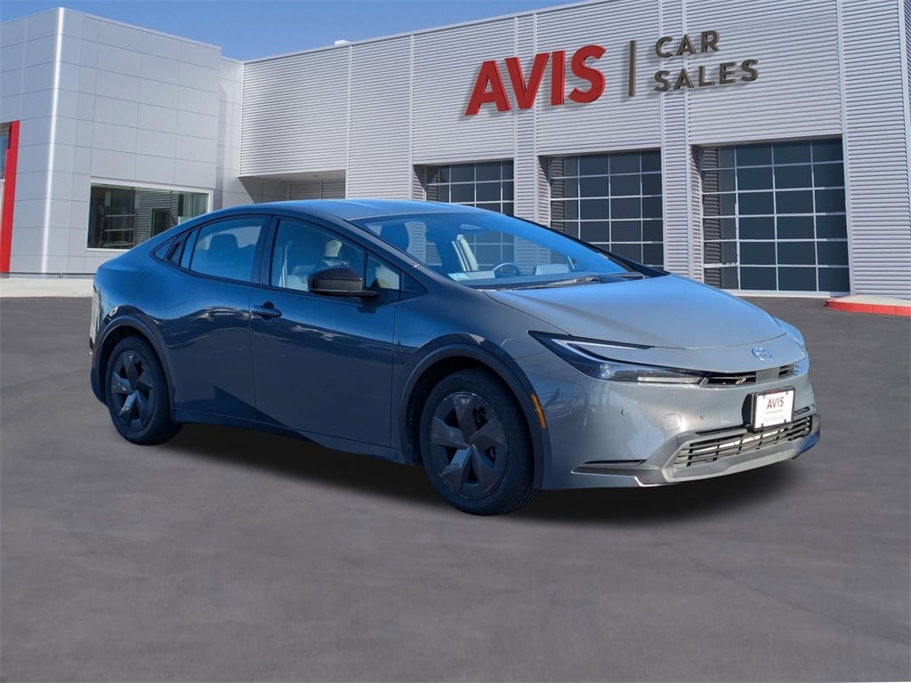 Thumbnail: 2024 Toyota Prius - 9