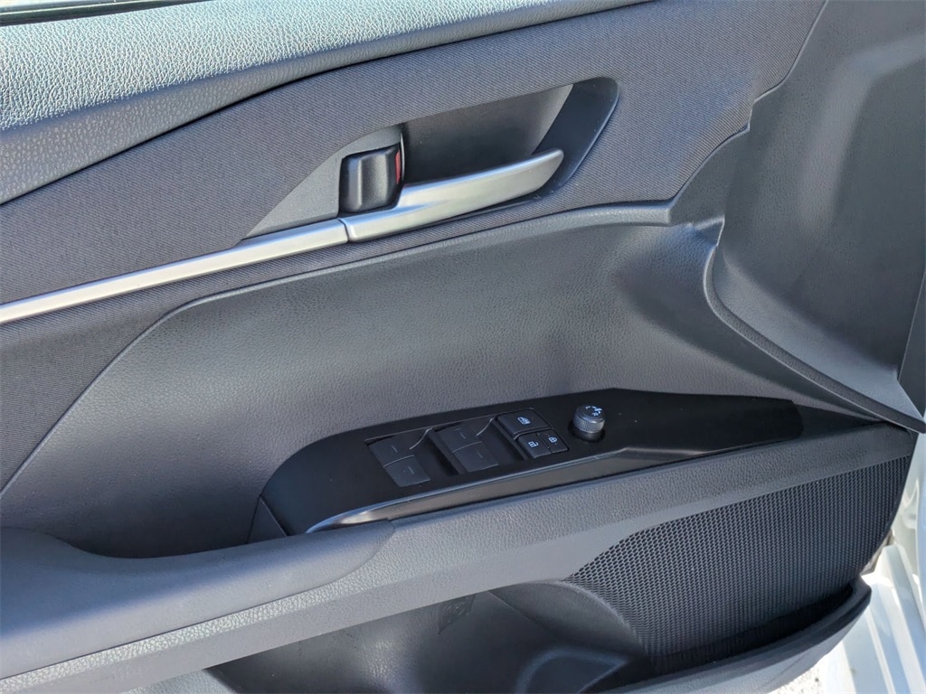 Thumbnail: 2025 Toyota Camry - 13