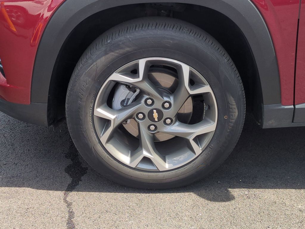 Thumbnail: 2025 Chevrolet Trax - 27