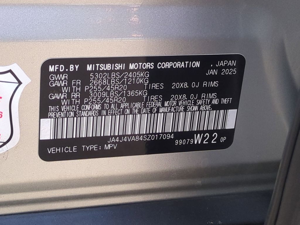 Thumbnail: 2025 Mitsubishi Outlander - 37