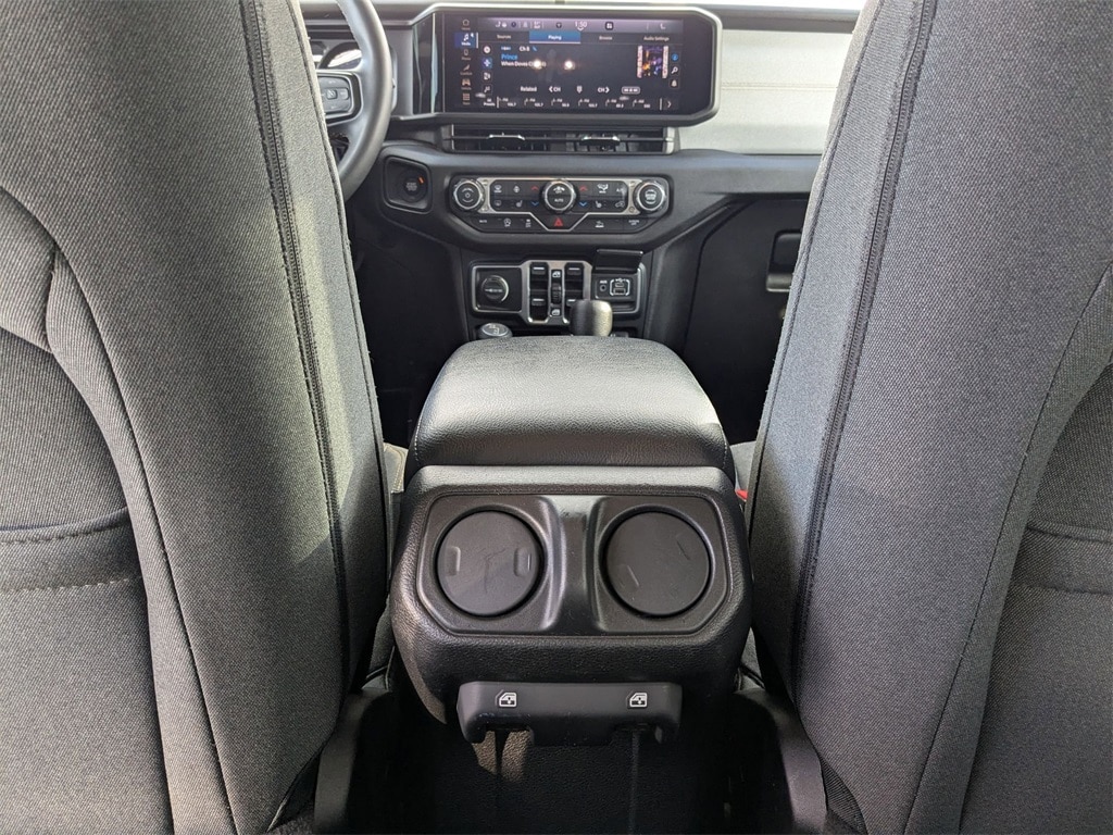 Thumbnail: 2024 Jeep Wrangler - 29