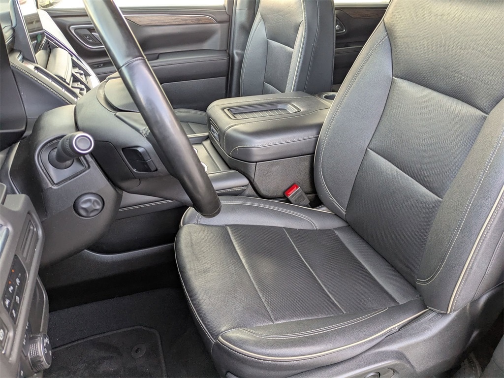 Thumbnail: 2023 Chevrolet Suburban - 18