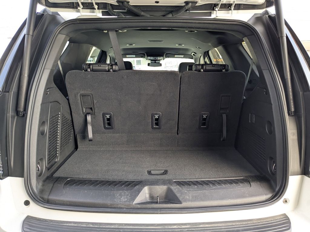 Thumbnail: 2025 Chevrolet Tahoe - 30