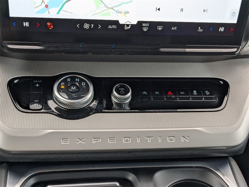 Thumbnail: 2025 Ford Expedition MAX - 25