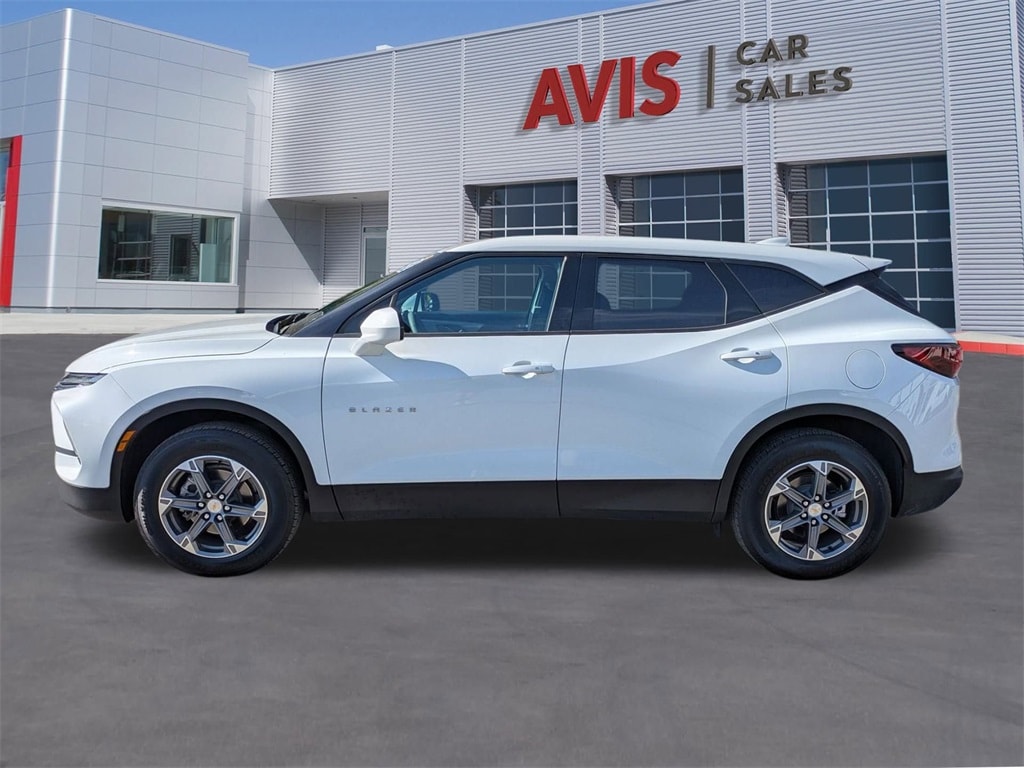 Thumbnail: 2025 Chevrolet Blazer - 10