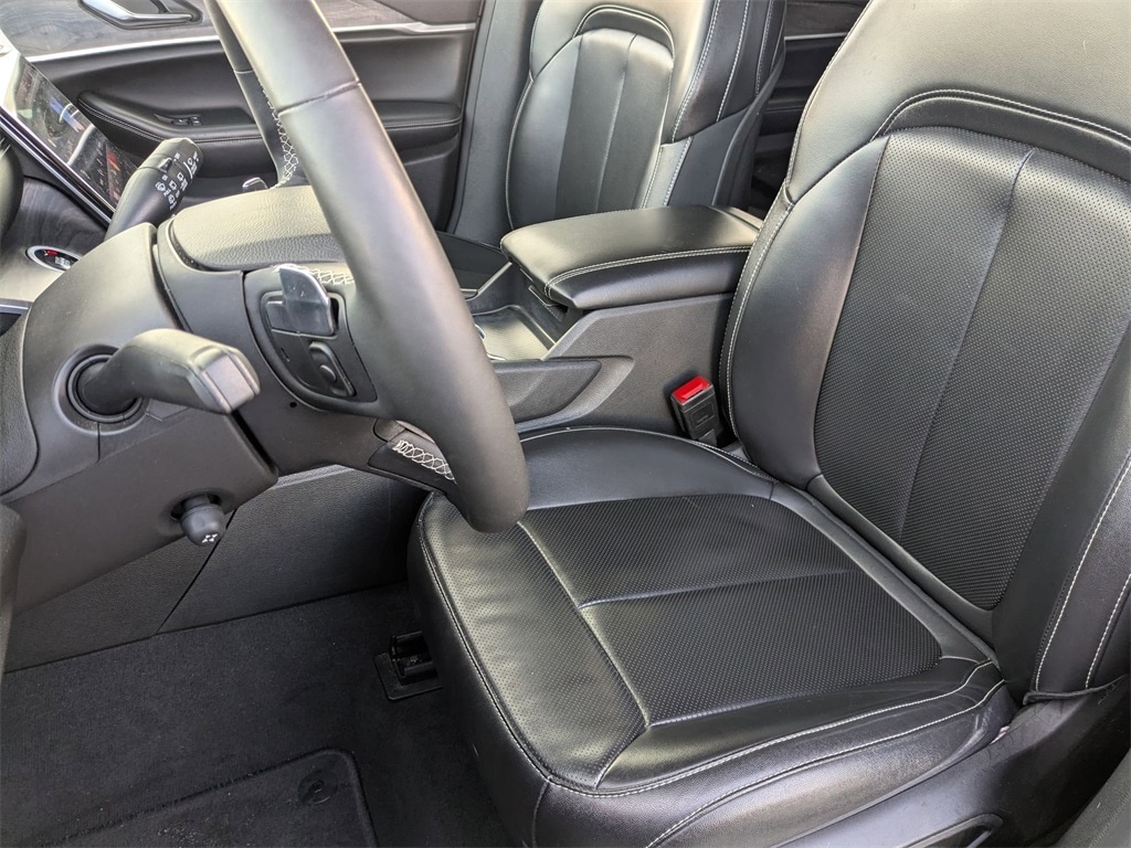 Thumbnail: 2024 Jeep Grand Cherokee L - 18