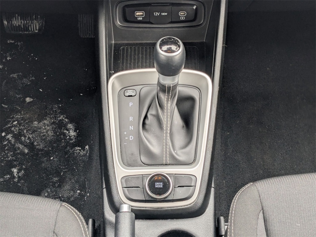 Thumbnail: 2025 Hyundai Venue - 25