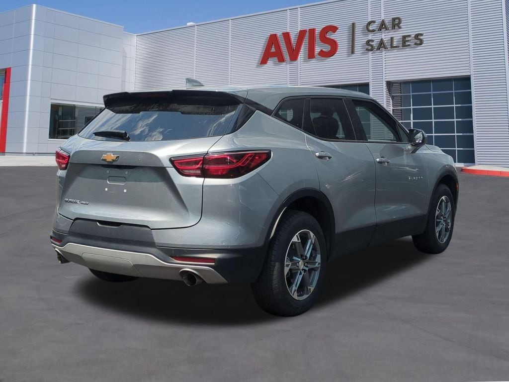 Thumbnail: 2025 Chevrolet Blazer - 6
