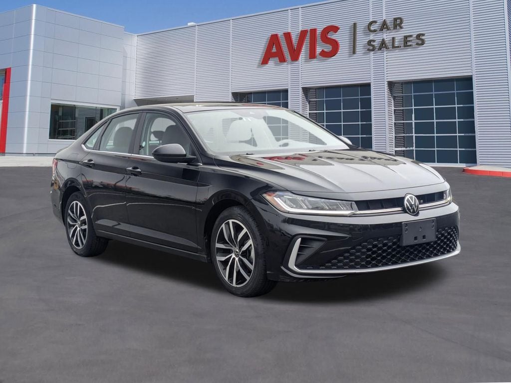 Thumbnail: 2025 Volkswagen Jetta - 3