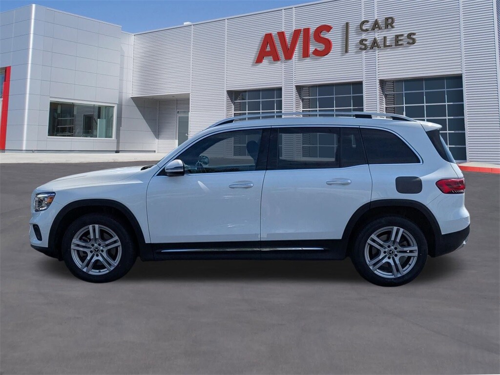 2023 Mercedes Benz GLB 250 4MATIC photo 2