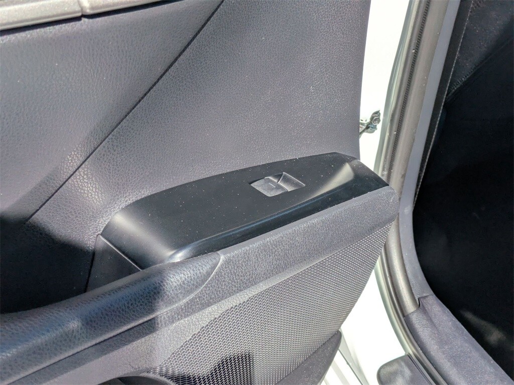 Thumbnail: 2025 Toyota Camry - 24