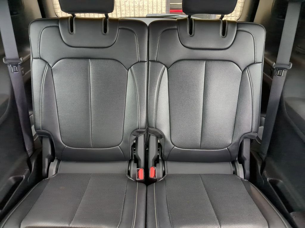 Thumbnail: 2024 Jeep Grand Cherokee L - 30