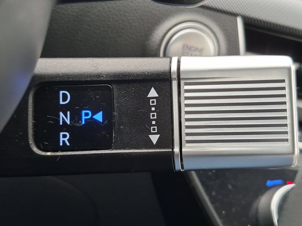 2025 Hyundai Sonata SEL - Photo 19