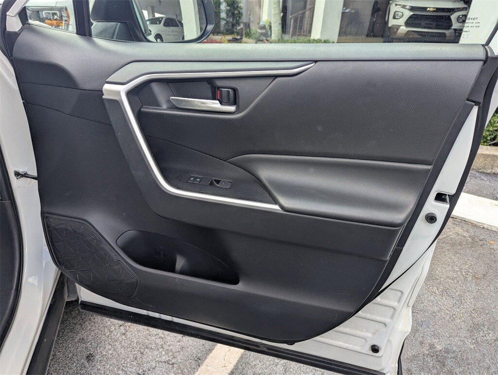 Thumbnail: 2024 Toyota RAV4 - 29