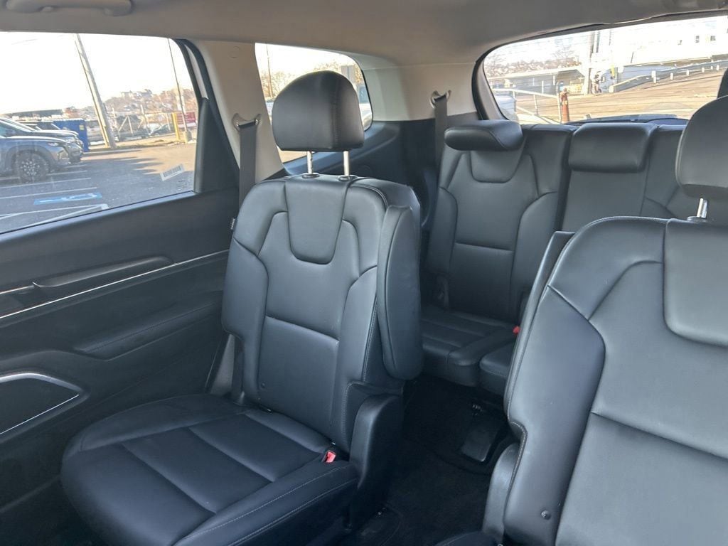 Thumbnail: 2025 Kia Telluride - 11