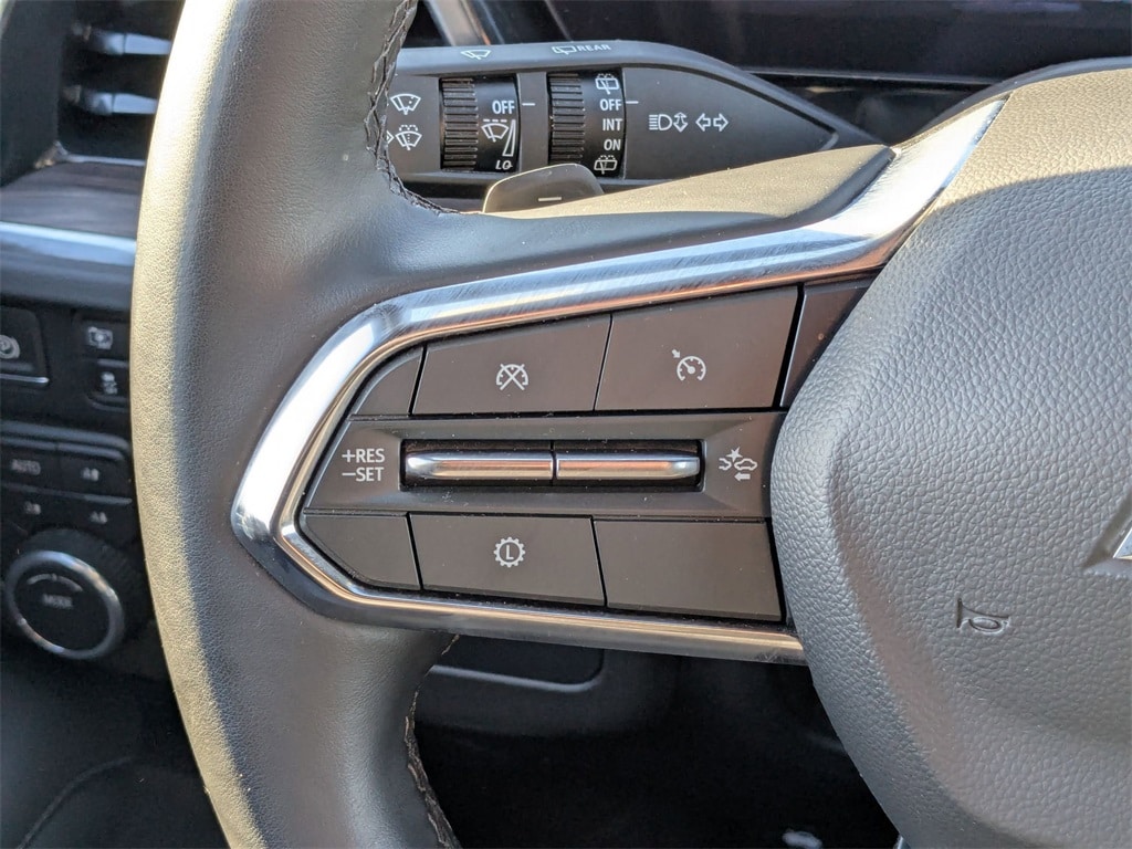 Thumbnail: 2025 Chevrolet Suburban - 19