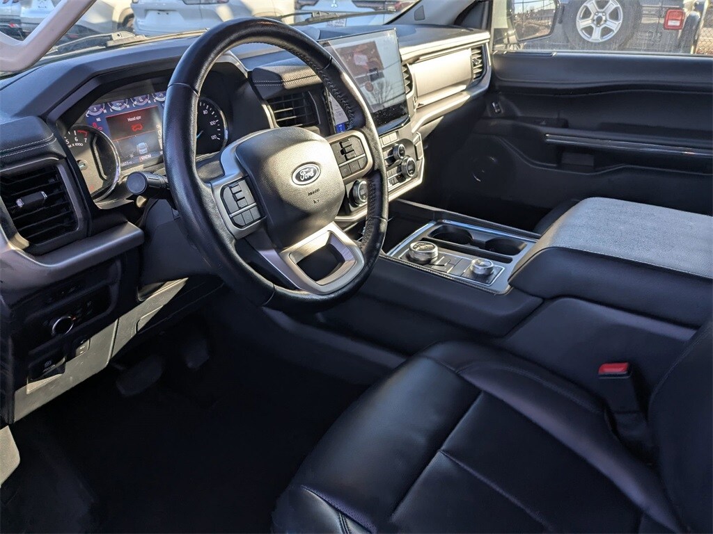 Thumbnail: 2023 Ford Expedition MAX - 17