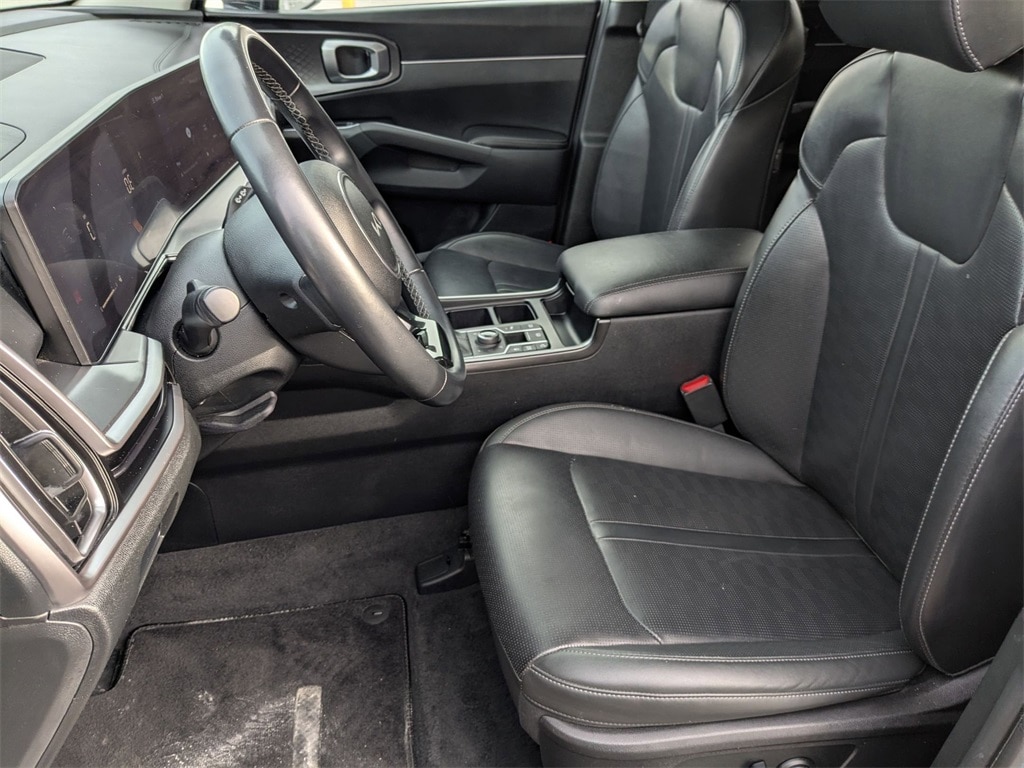 Thumbnail: 2024 Kia Sorento - 18