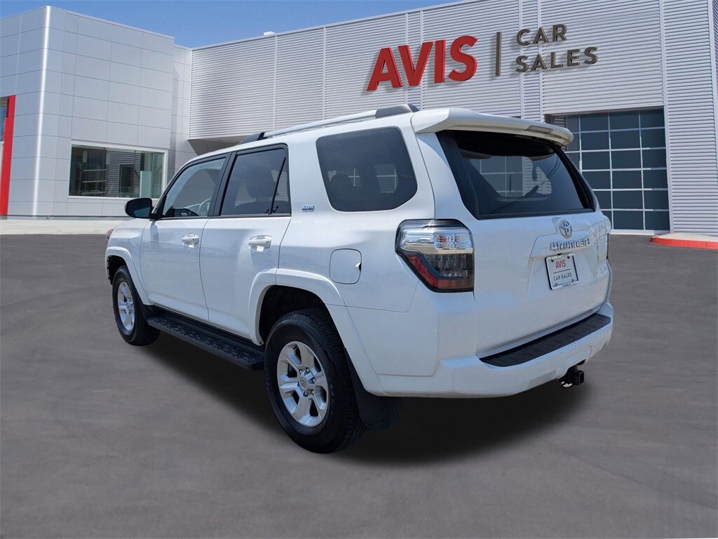 2024 Toyota 4Runner SR5 photo 2