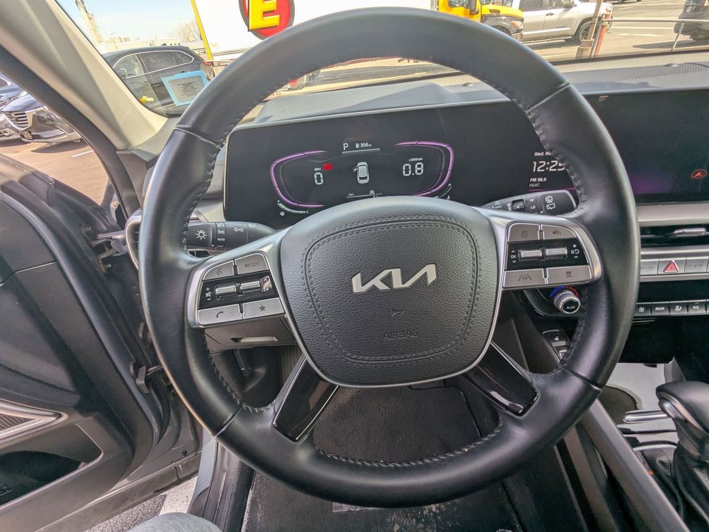 Thumbnail: 2025 Kia Telluride - 17